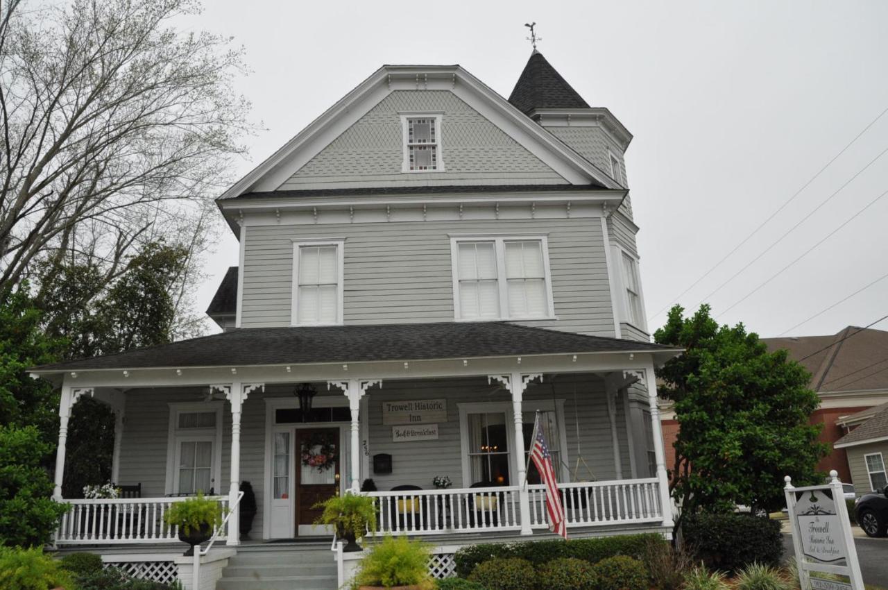 Trowell Historic Inn Джесъп Екстериор снимка